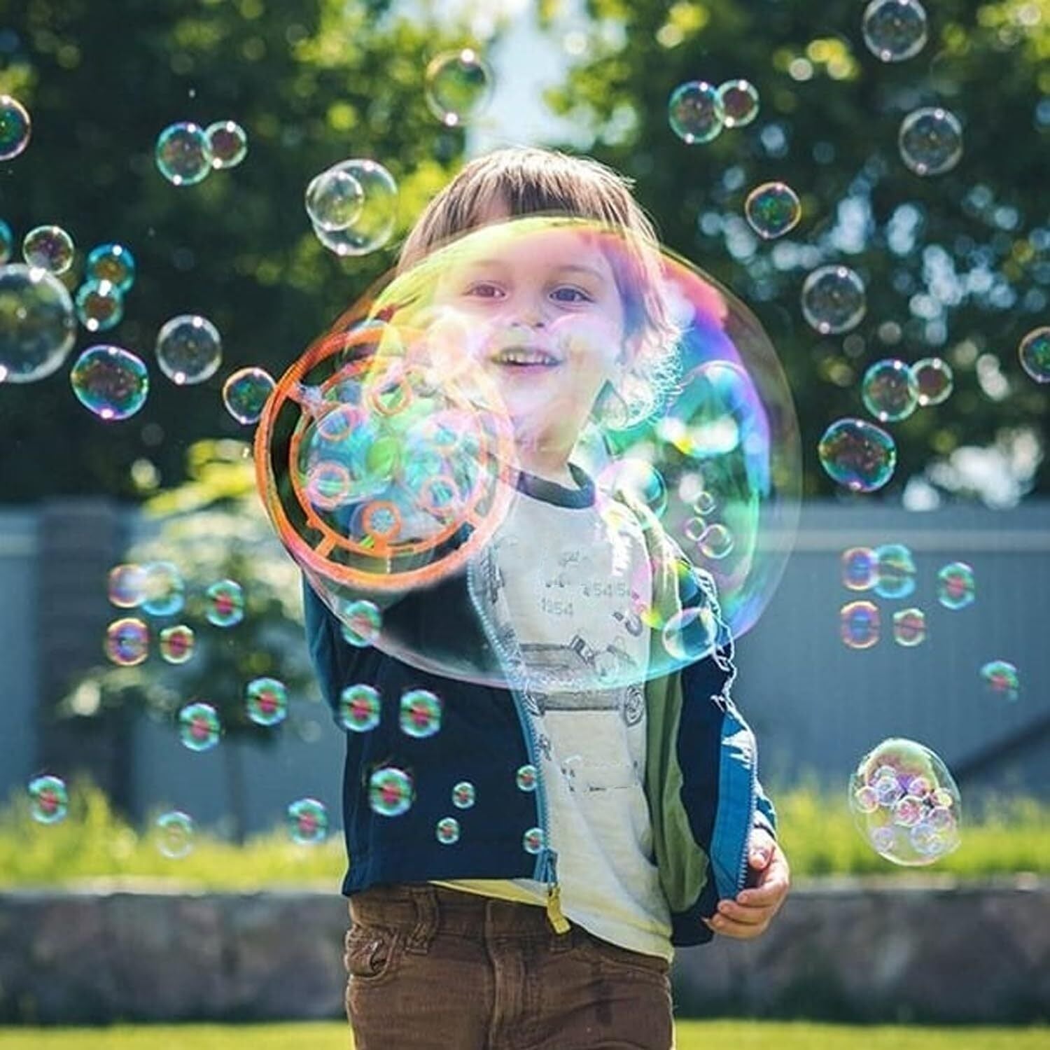 Automatic Bazooka Soap Water Bubble Machine